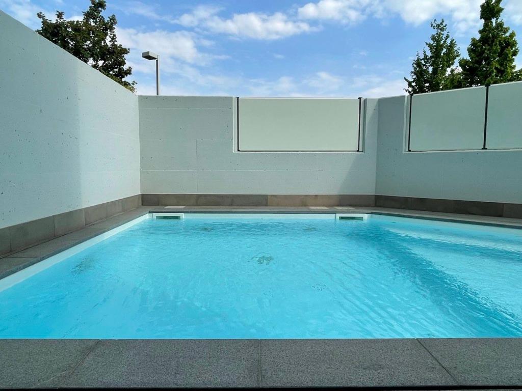 Apartment In Citta Con Giardino E Piscina Privati