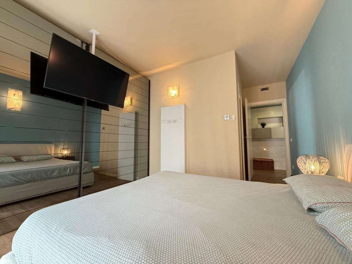 Apartment In Citta Con Giardino E Piscina Privati