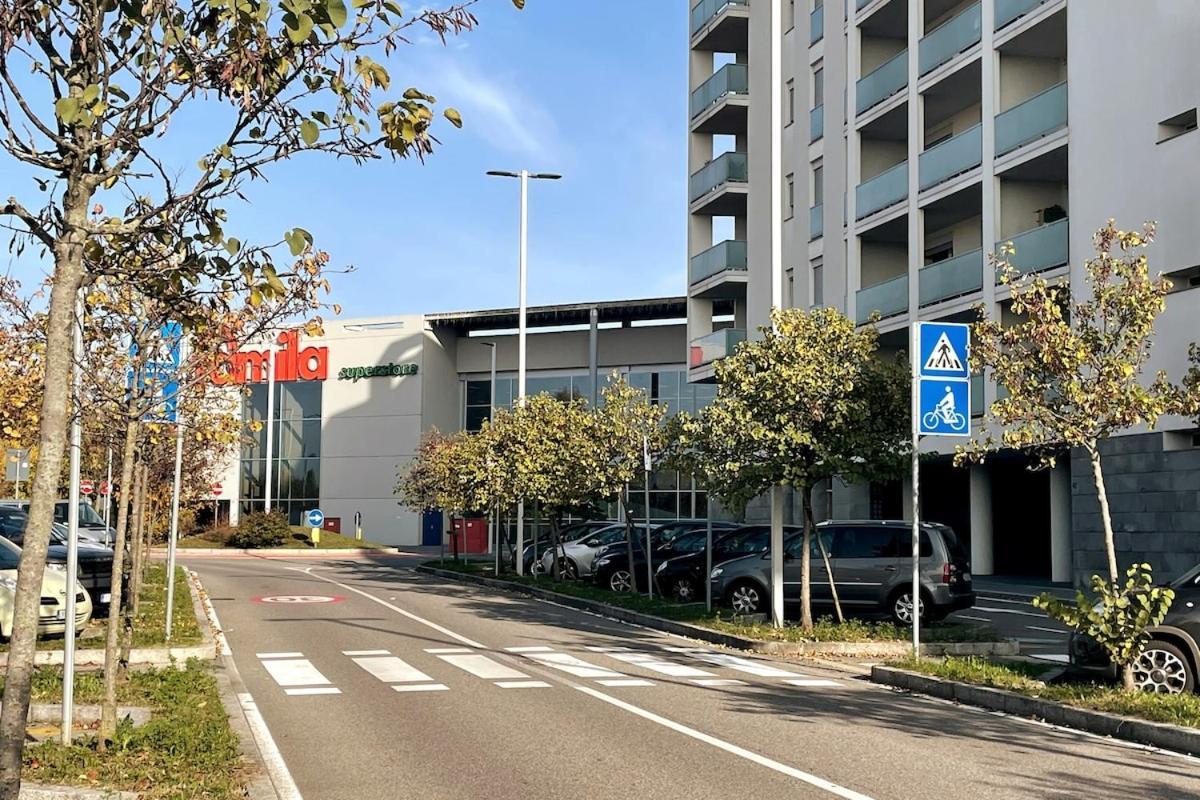 Apartment In Citta Con Giardino E Piscina Privati *
