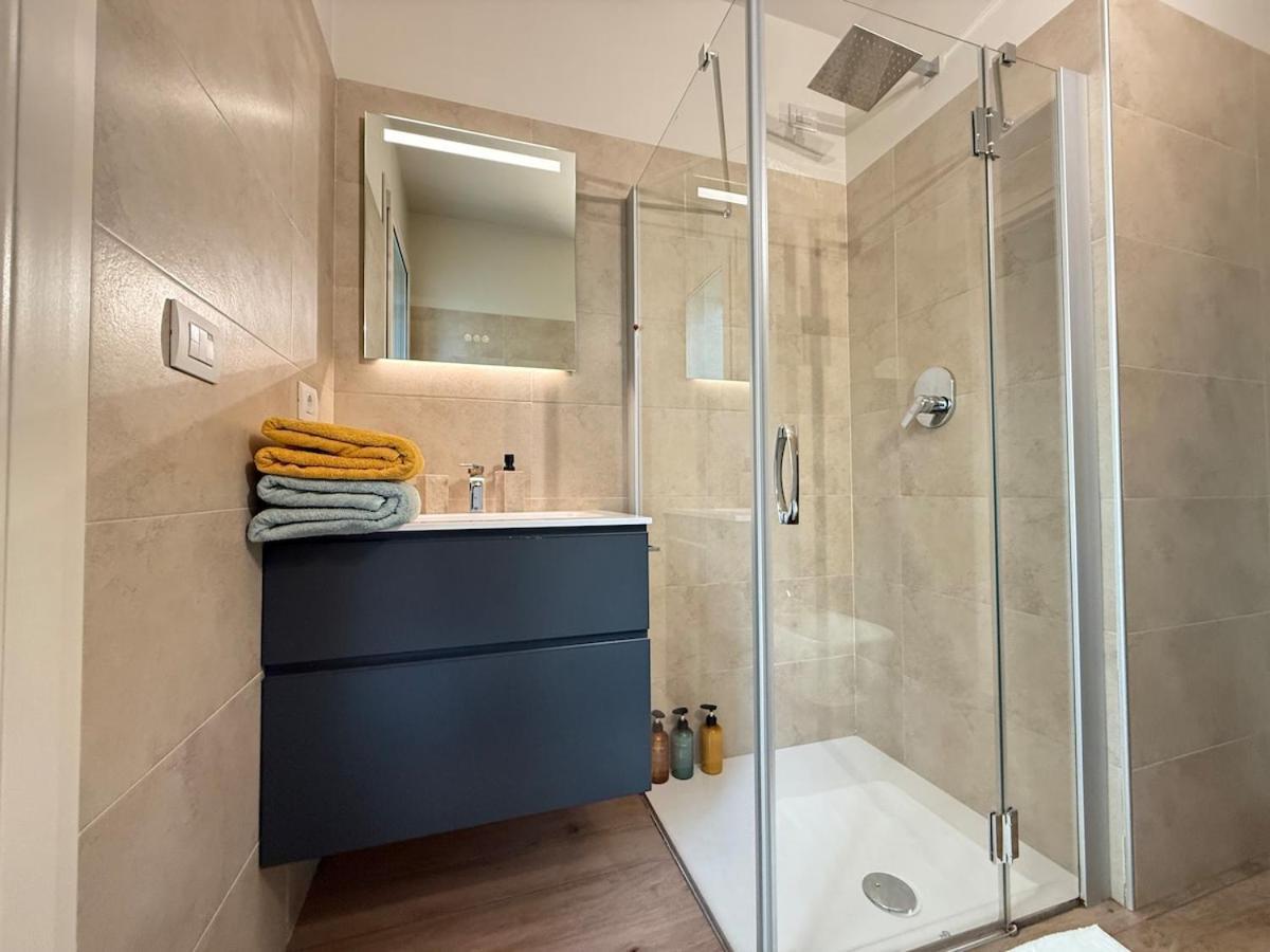Apartment In Citta Con Giardino E Piscina Privati *